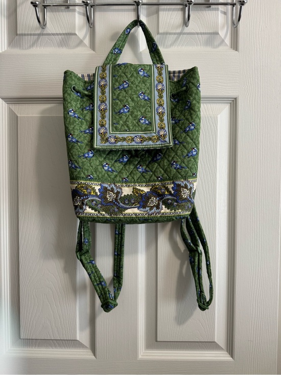 Vera Bradley Handbags - NWT Vera Bradley Original Drawstring Backpack in Green Birds!